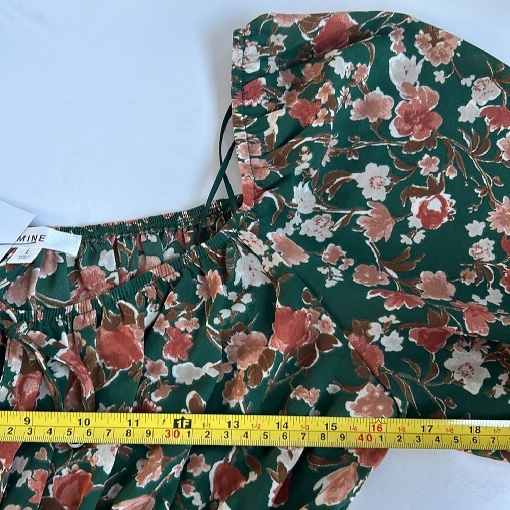 MINE hunter green floral smocked top cropped long sleeve tie at bust scoop back - Picture 14 of 15